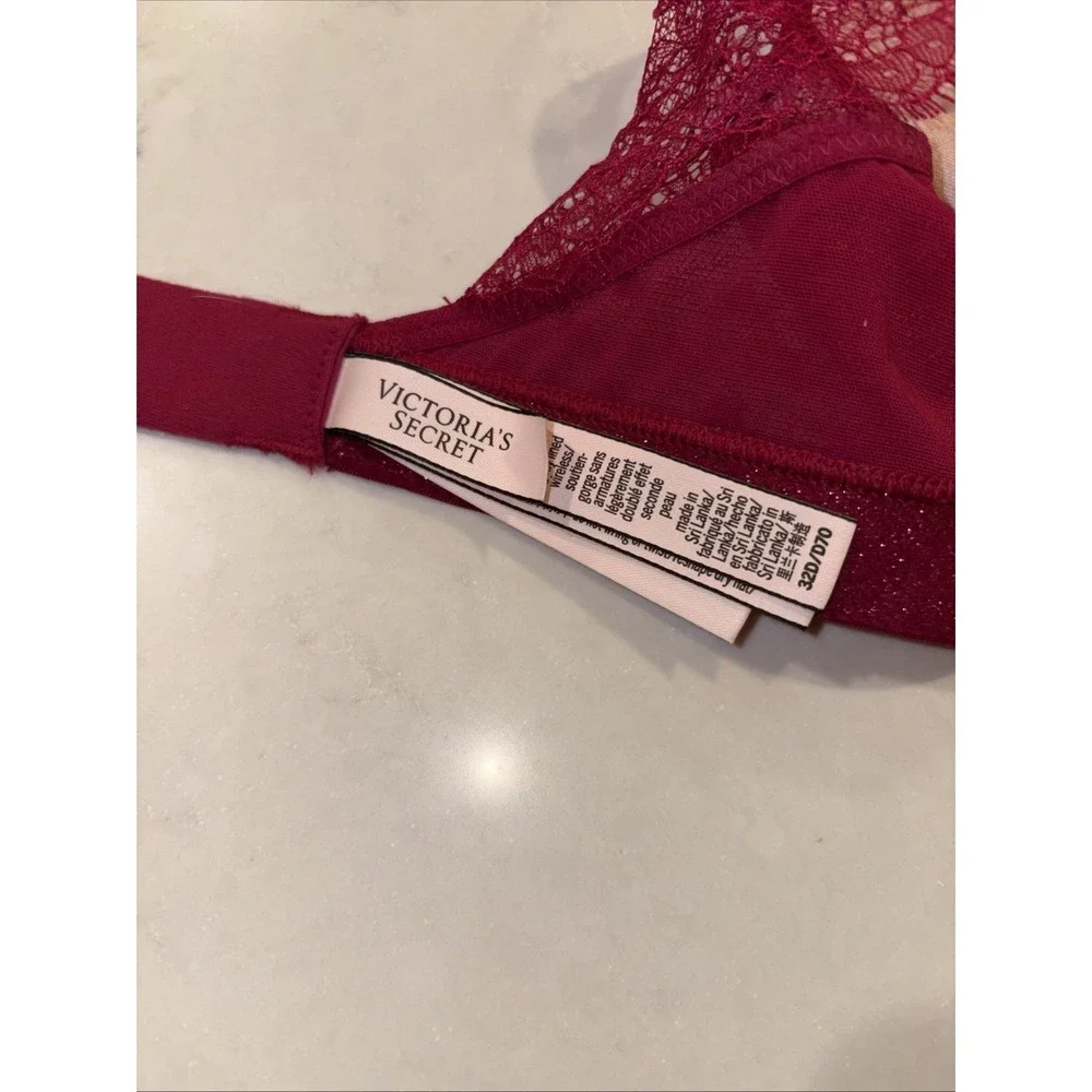 Victoria's Secret 32D Hot Pink Lace Racerback Lightly Lined Wireless T-Shirt Bra